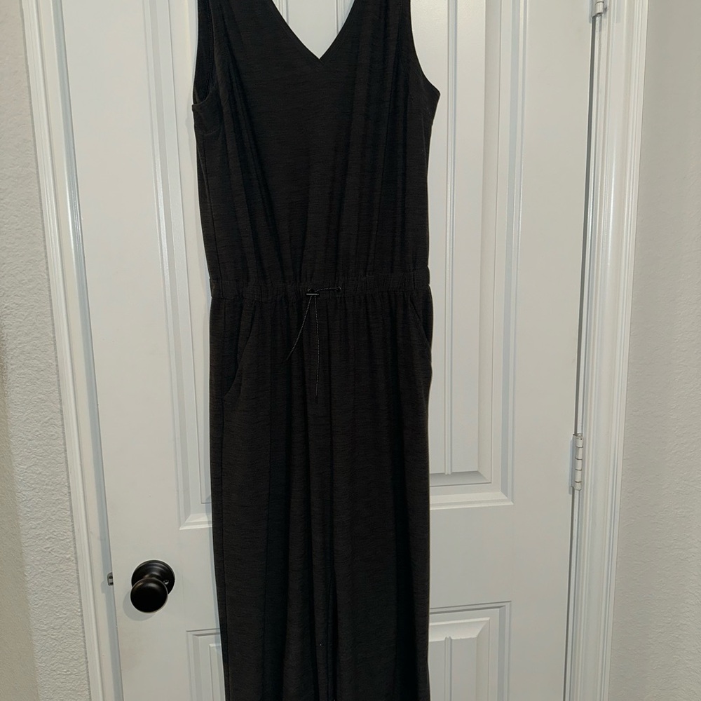 Old Navy Sleeveless Jumpsuit